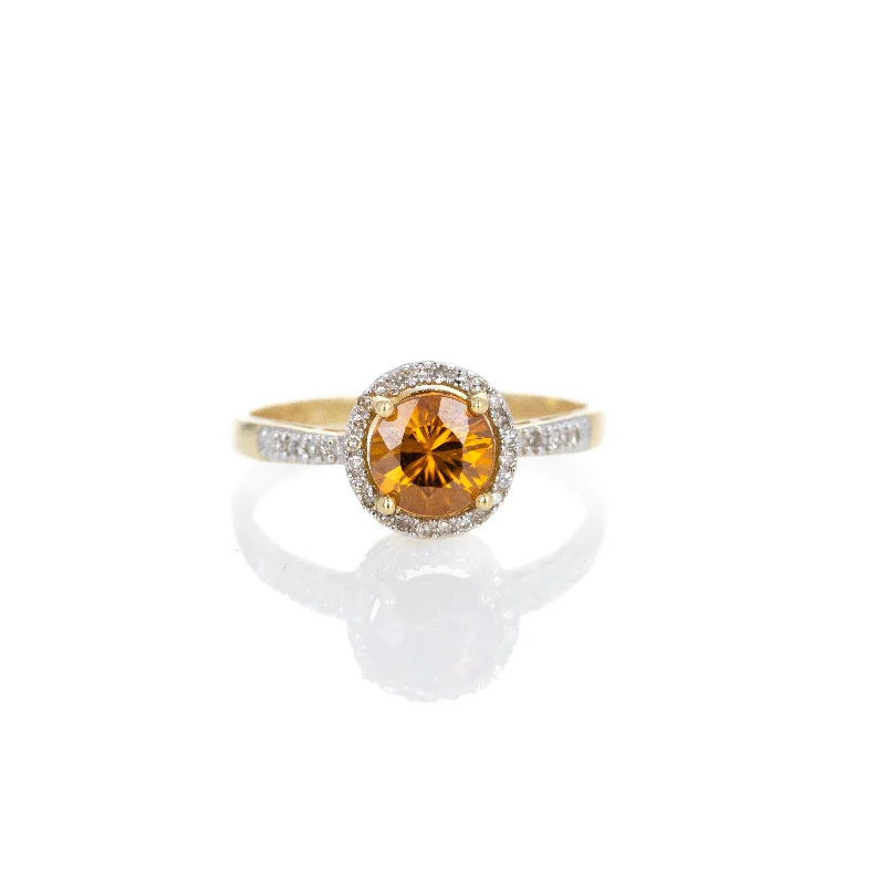 14K Yellow Gold 1.5 Carat Orange Zircon Diamond Ring