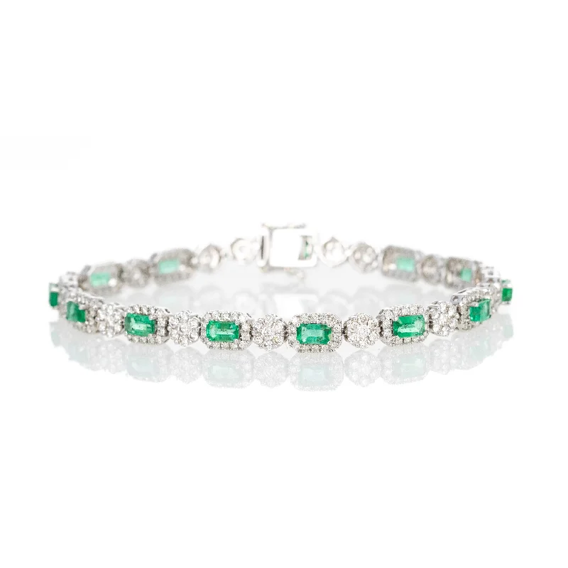 18K White Gold Natural Emerald Diamond Cluster Bracelet