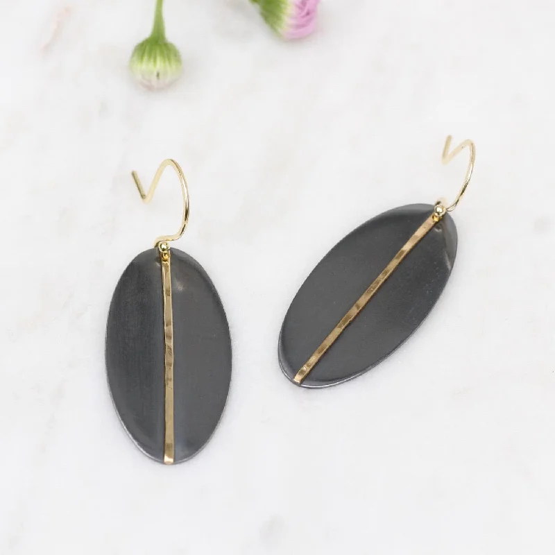 Narrow Mod Oval Earrings