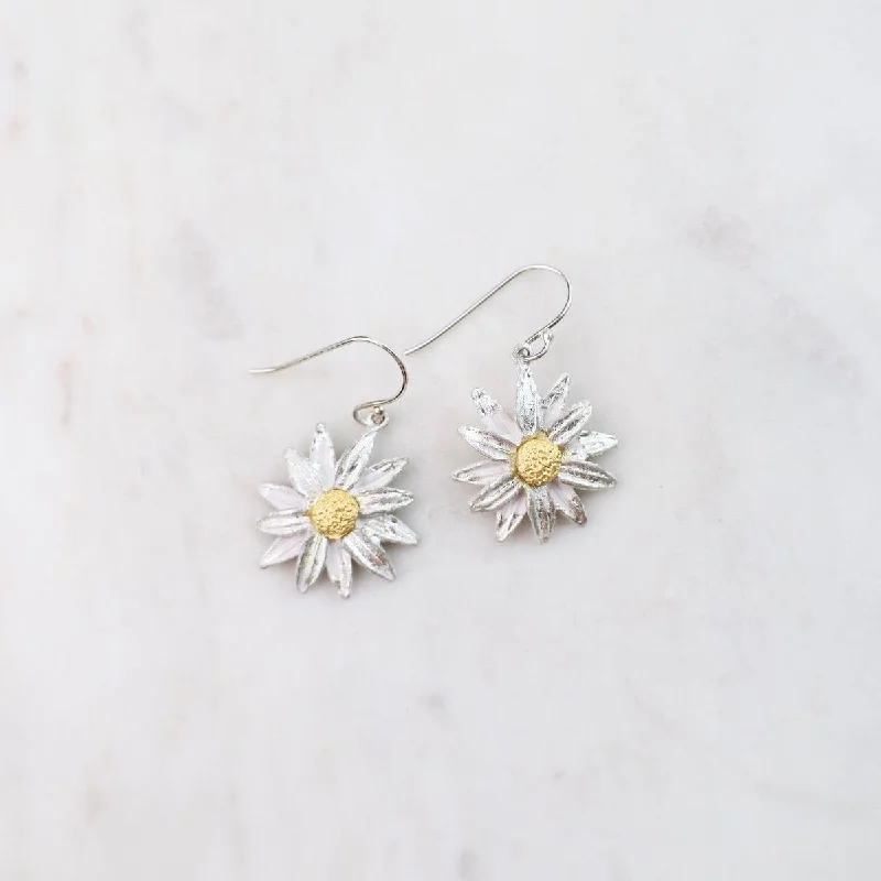 Daisy Dangle Earrings