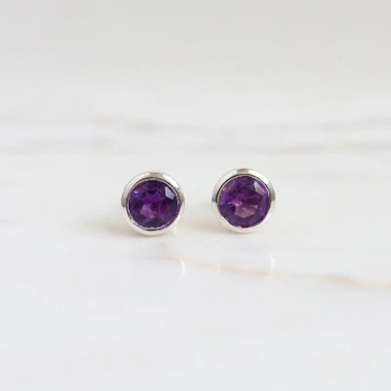 5mm Bezel Set Round Amethyst Earring